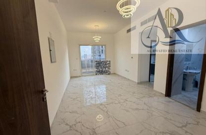 Whole Building - 7+ - 7+ for rent in Al Jurf 2 - Al Jurf - Ajman Downtown - Ajman