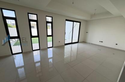 Townhouse - 3 - 5 for rent in Primrose - Damac Hills 2 - Dubai Townhouse - 3 - 5 for rent in Primrose - Damac Hills 2 - Dubai