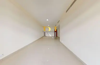 شقة - 3 غرف نوم - 3 حمامات للايجار في 9 غولدن ساندز - منخول - بر دبي - دبي