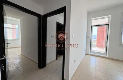 شقة - 2 غرف نوم - 3 حمامات للايجار في 25 مزايا - كيو بوينت - ليوان - دبي لاند - دبي