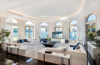 Villa - 5 - 7 for rent in Signature Villas Frond K - Signature Villas - Palm Jumeirah - Dubai Villa - 5 - 7 for rent in Signature Villas Frond K - Signature Villas - Palm Jumeirah - Dubai