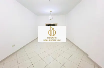 Apartment - 3 Bedrooms - 3 Bathrooms for rent in Muwailih Building - Muwaileh - Sharjah
