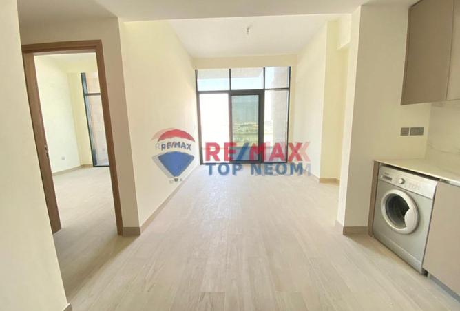 98695523 - Property Image 3