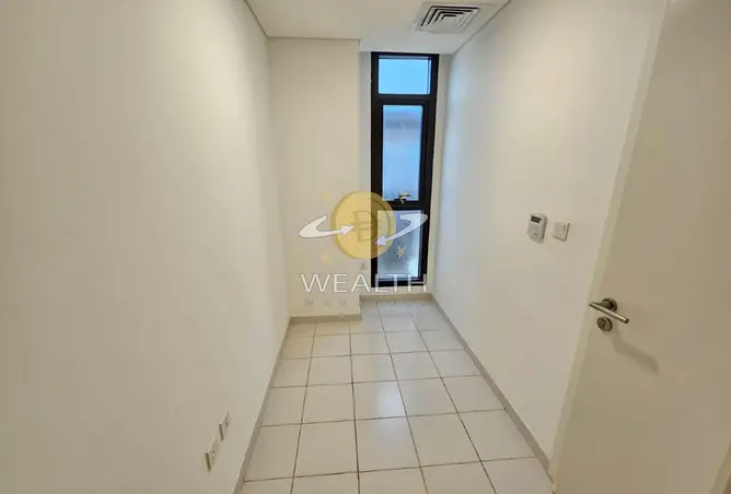 155520130 - Property Image 3