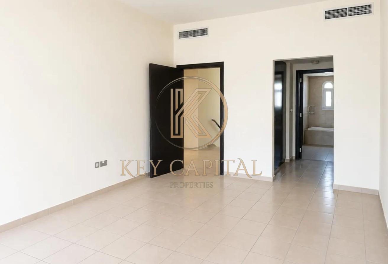 Rare Corner Unit | Private Garden | Family Home photo 7