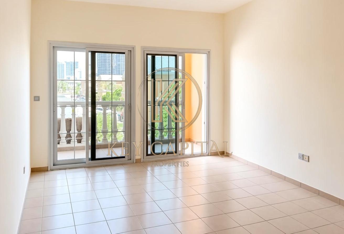 Rare Corner Unit | Private Garden | Family Home photo 9