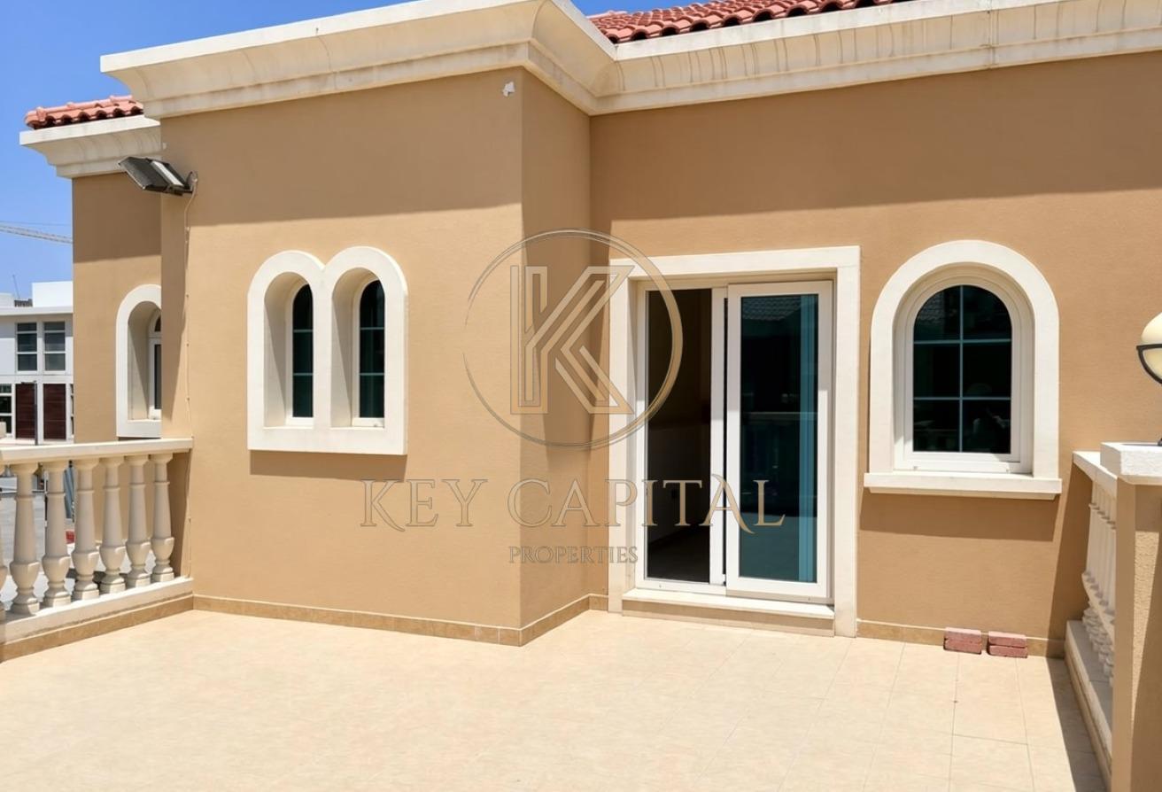 Rare Corner Unit | Private Garden | Family Home photo 14