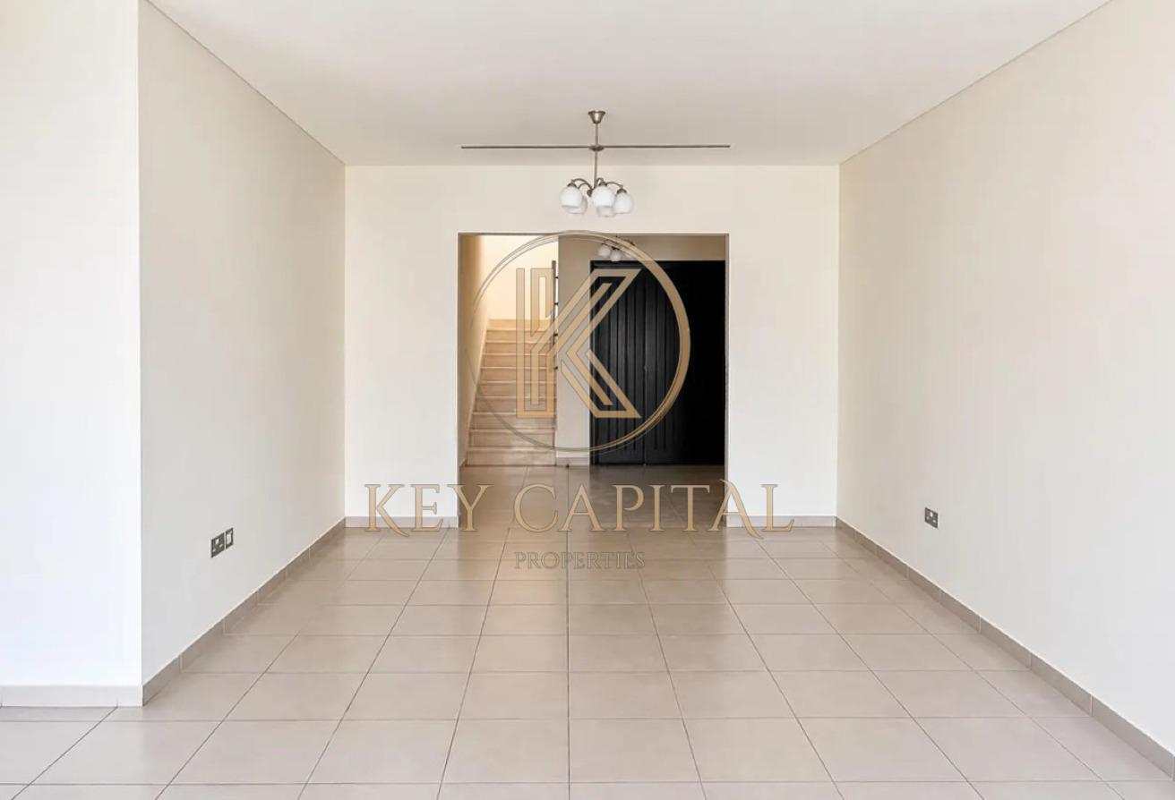 Rare Corner Unit | Private Garden | Family Home photo 6