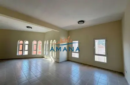 شقة - 2 غرف نوم - 3 حمامات للبيع في مبنى 158 - طراز حديث - ديسكفري جاردنز - دبي