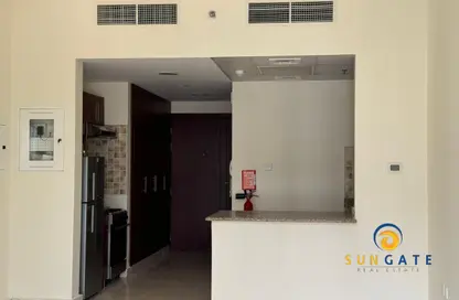 Apartment - 1 Bathroom for rent in Safeer Tower 1 - Safeer Towers - Business Bay - Dubai