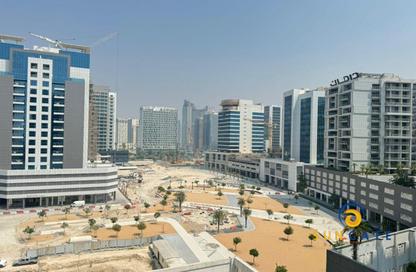 شقة - 1 حمام للايجار في برج سفير 1 - ابراج سفير - الخليج التجاري - دبي