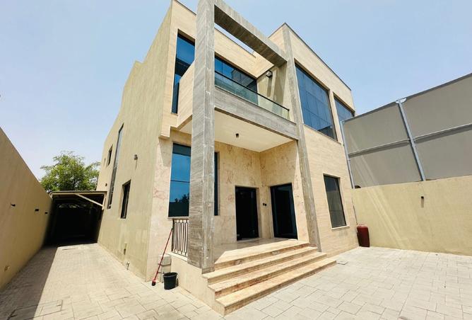 128383860 - Property Main Image