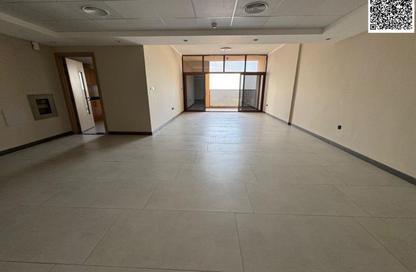 Apartment - 2 Bedrooms - 3 Bathrooms for rent in Ajman Corniche Residences - Ajman Corniche Road - Ajman