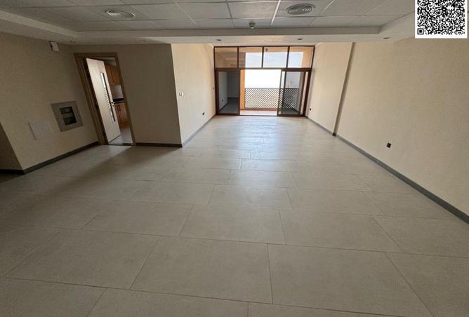 76574830 - Property Main Image