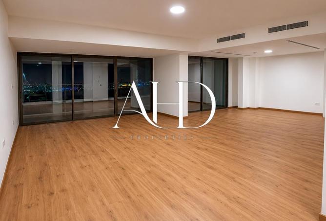 91828467 - Property Image 2