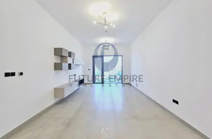 شقة - 2 غرف نوم - 3 حمامات للايجار في لامسي ريزدنس - عود ميثاء - بر دبي - دبي