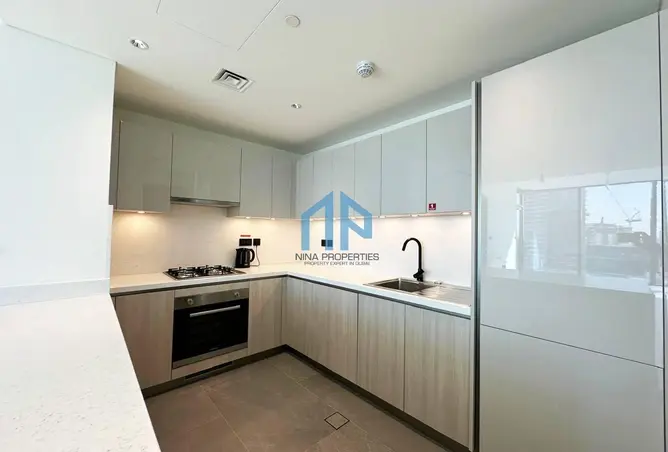 146000932 - Property Image 3