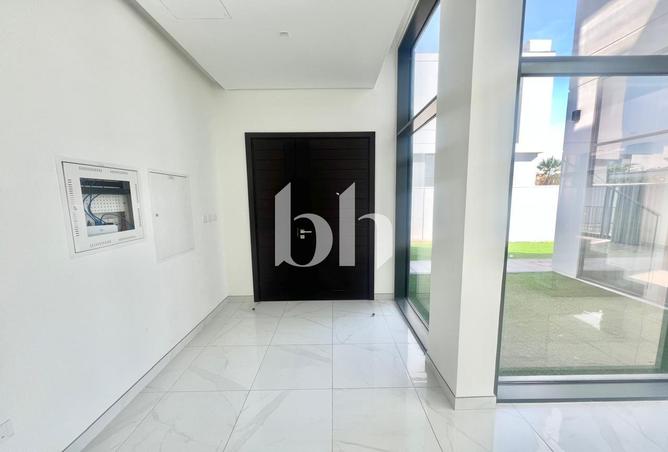 60131359 - Property Image 2