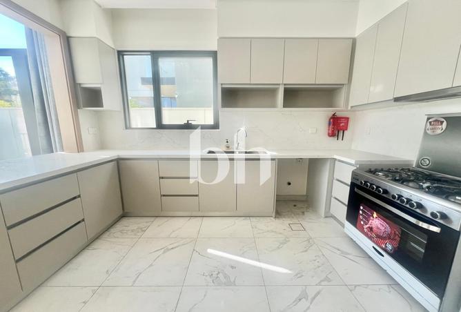 60131359 - Property Image 3