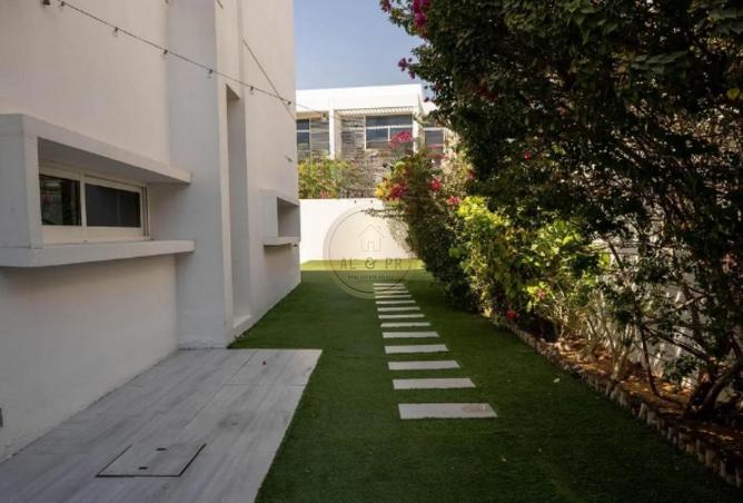 80695761 - Property Main Image