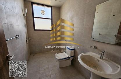 Office Space - Studio - 2 for rent in Al Jurf Industrial 3 - Al Jurf Industrial - Ajman