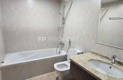 Apartment - 2 Bedrooms - 3 Bathrooms for rent in Spanish Tower - Dubai Sports City - Dubai