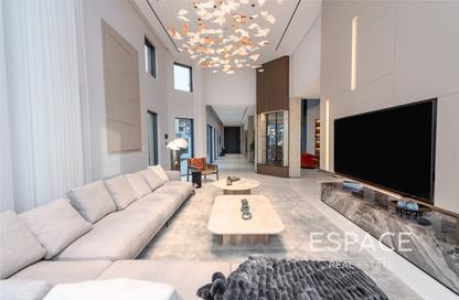 Villa - 5 Bedrooms - 6 Bathrooms for sale in Garden Homes Frond M - Garden Homes - Palm Jumeirah - Dubai