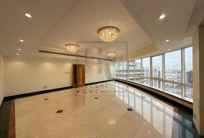 76566329 - Property Image 3