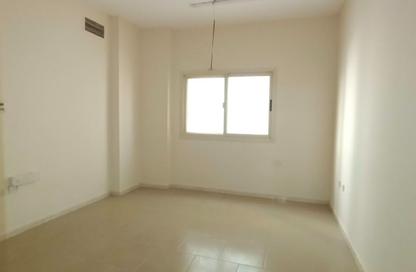 Apartment - 1 - 1 for rent in Budaniq 9 Building - Budaniq - Al Qasimia - Sharjah