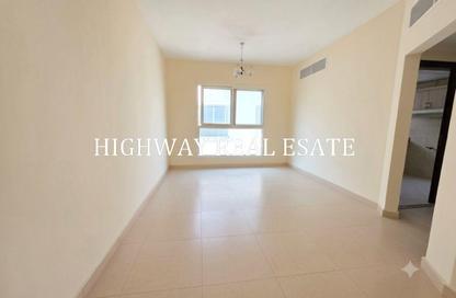 Apartment - 2 - 2 for rent in Muweileh Community - Muwaileh Commercial - Sharjah