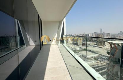 Apartment - Studio - 1 for rent in Binghatti Ghost - Dubai Healthcare City 2 - Al Jaddaf - Dubai