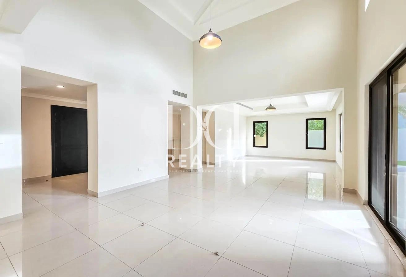 Huge Plot | Available End of March | Close to Pool photo 4