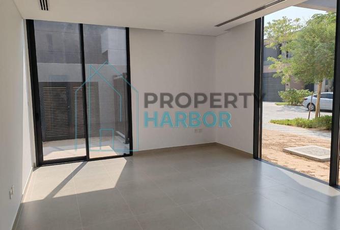 69898328 - Property Main Image