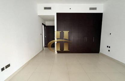 Apartment - 1 - 2 for rent in Bahwan Tower Downtown - Downtown Dubai - Dubai