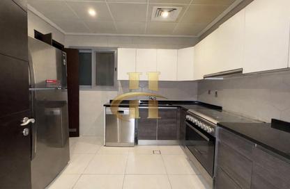 Apartment - 1 - 2 for rent in Bahwan Tower Downtown - Downtown Dubai - Dubai