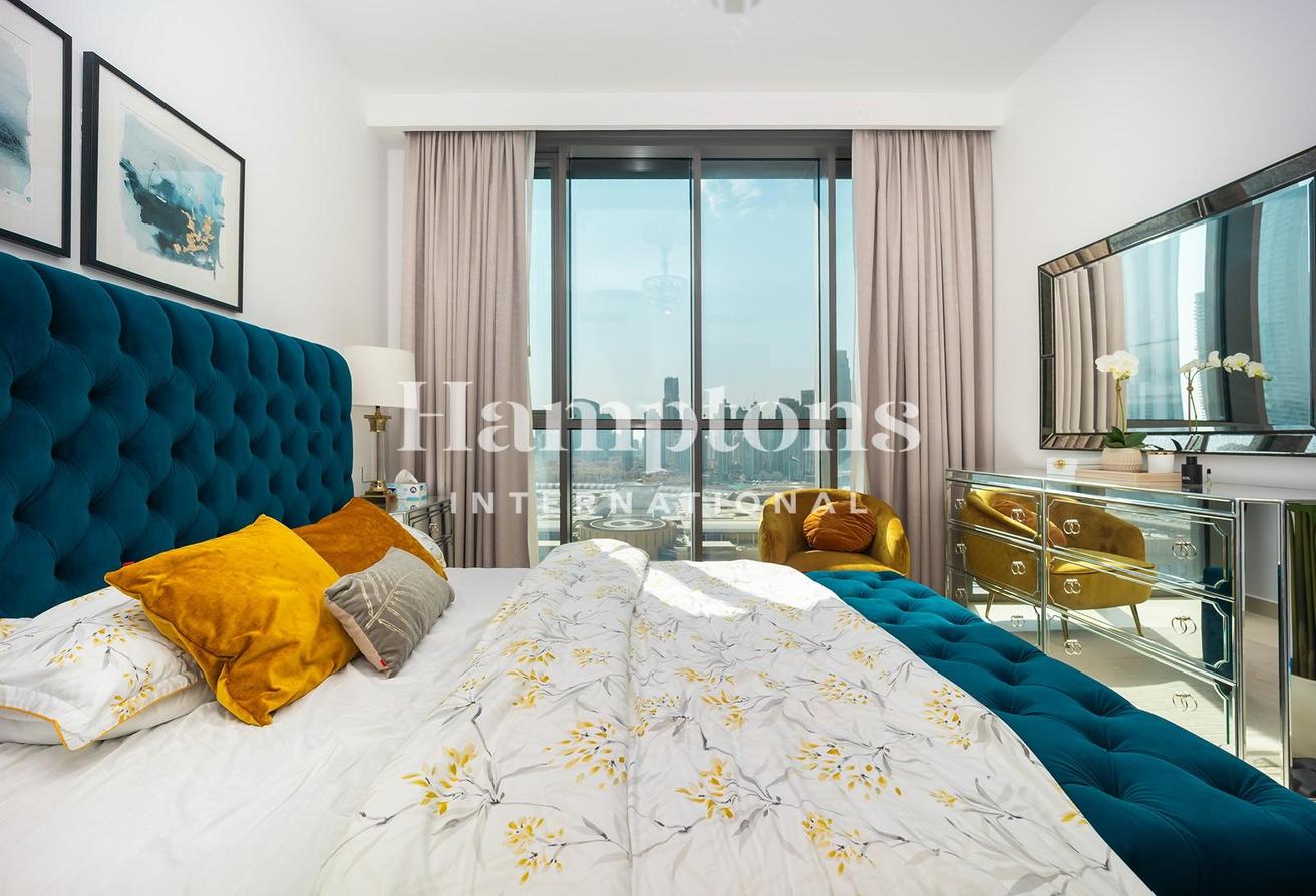 Mall Access | Burj Khalifa View | Fully Furnished photo 16