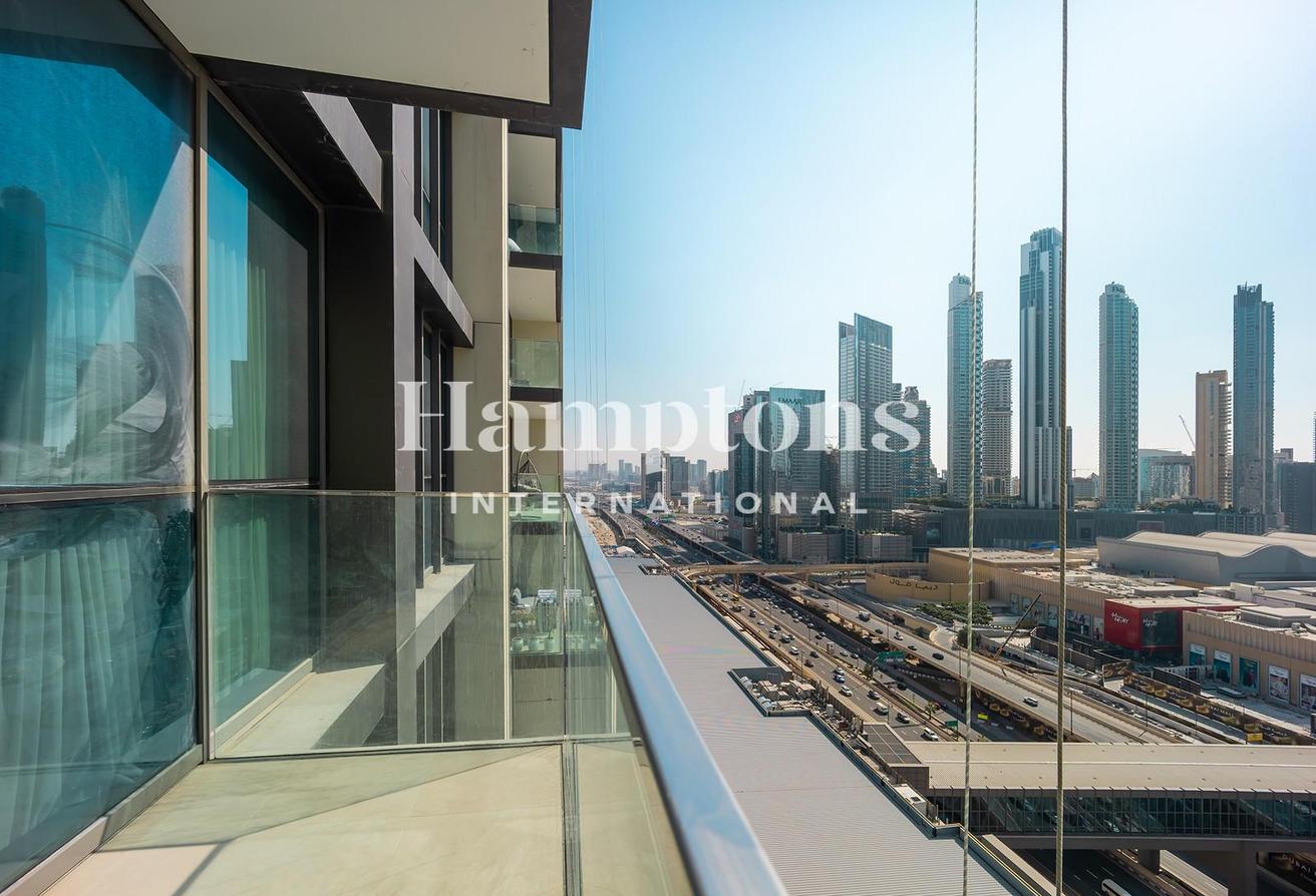 Mall Access | Burj Khalifa View | Fully Furnished photo 12