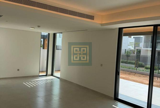 104693359 - Property Image 2