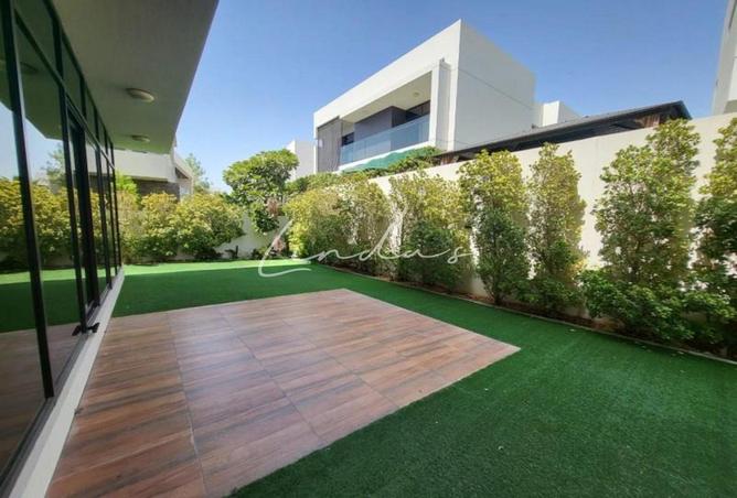 104680664 - Property Image 2