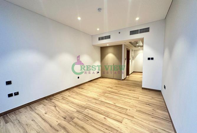 83215702 - Property Image 2