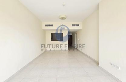 Apartment - 2 Bedrooms - 3 Bathrooms for rent in Al Waleed Garden 1 - Al Waleed Garden - Al Jaddaf - Dubai