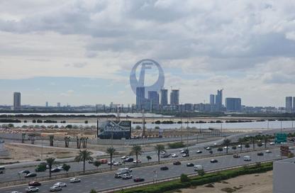 Apartment - 2 Bedrooms - 3 Bathrooms for rent in Al Waleed Garden 1 - Al Waleed Garden - Al Jaddaf - Dubai
