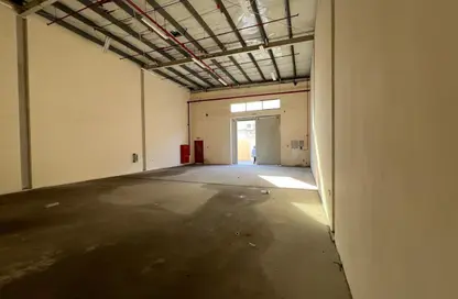 Warehouse - Studio - 1 Bathroom for rent in Ali Mousa Building - Al Sajaa Industrial - Al Sajaa - Sharjah