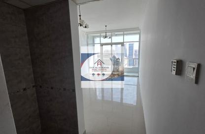 Apartment - Studio - 1 Bathroom for rent in Al Taawun Street - Al Taawun - Sharjah Apartment - Studio - 1 Bathroom for rent in Al Taawun Street - Al Taawun - Sharjah