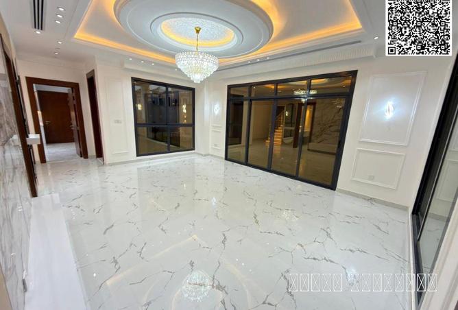 80250930 - Property Image 2