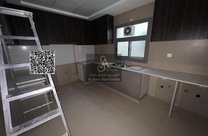 Apartment - 2 Bedrooms - 3 Bathrooms for sale in Gulfa Towers - Al Rashidiya 1 - Al Rashidiya - Ajman