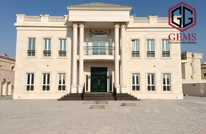 Villa - 6 Bedrooms - 7 Bathrooms for rent in Nad Al Sheba 4 - Nad Al Sheba - Dubai