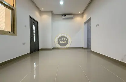 شقة - 1 حمام للايجار في مدينة خليفة - أبوظبي