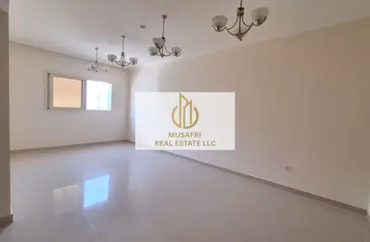 Apartment - 1 Bedroom - 2 Bathrooms for rent in Muwailih Building - Muwaileh - Sharjah