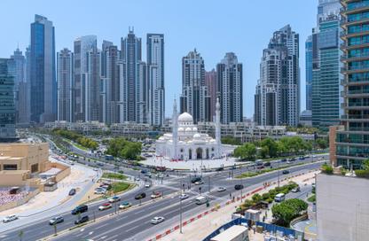 Apartment - 2 Bedrooms - 3 Bathrooms for rent in Bahwan Tower Downtown - Downtown Dubai - Dubai Apartment - 2 Bedrooms - 3 Bathrooms for rent in Bahwan Tower Downtown - Downtown Dubai - Dubai